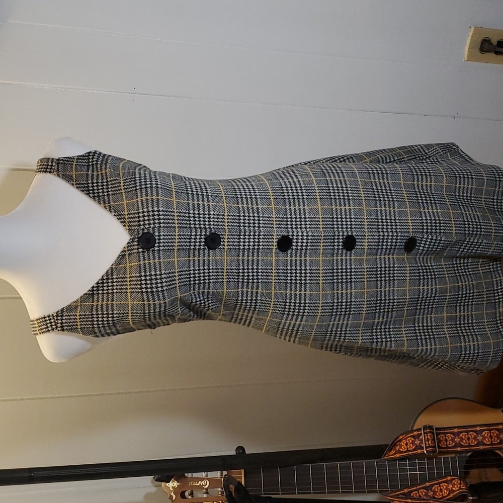 Juniors Popular Basics houndstooth plaid dress